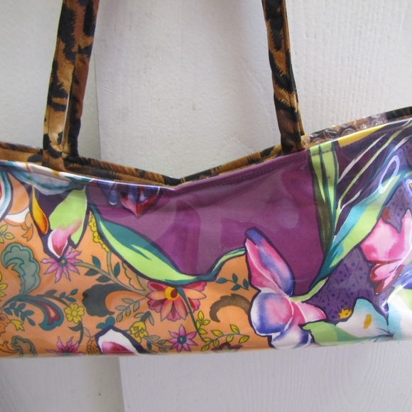 Mary Mary Earth Flowered Handbag Purse - Picture 3 of 6